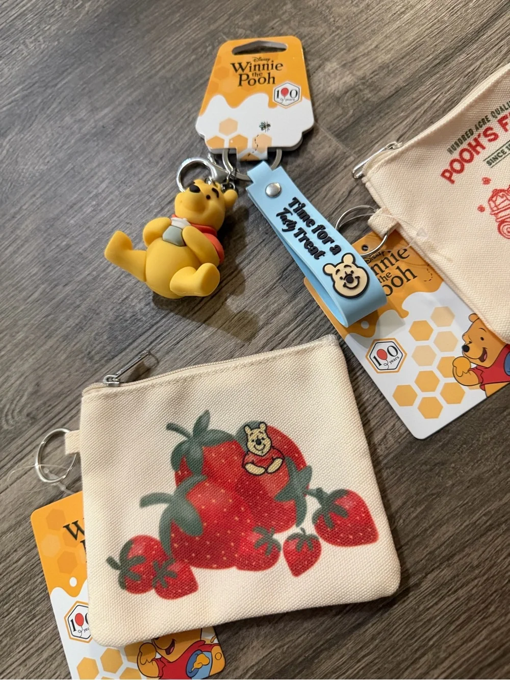 Winnie The Pooh Small Pouches & Keychain Set